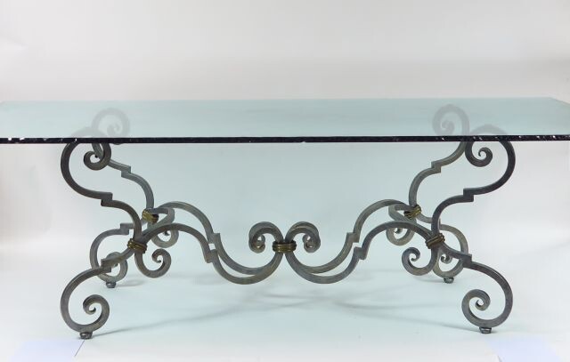 Dining table in glass and wrought iron with...