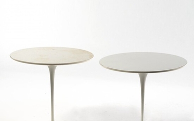 Eero Saarinen, 2 tables d'appoint '163', 1957, H. 51 cm, Ø 50 cm. Fabriquées par...