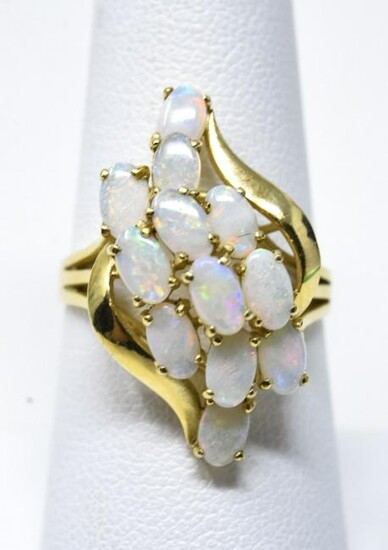 Estate 14kt Yellow Gold & Opal Cabochon Ring