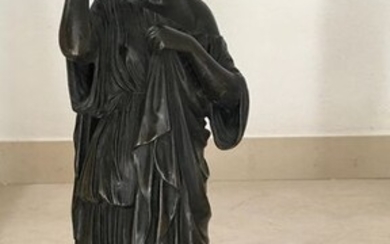 Ferdinand Barbedienne, A. Collas - Sculpture, Diane de Gabies - 43 cm (1) - Patinated bronze - Late 19th century