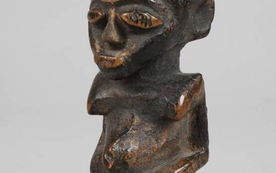 Figure d'amulette Burkina Faso/Ghana/Côte d'Ivoire, probablement 19e siècle, attribuée au groupe ethnique des Lobi, figure...