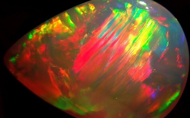 First Quality Welo Opal Cabochon 16.110ct, Untreated - 24.67×17.9×8.04 mm - 3.222 g