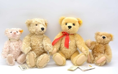 Four Steiff teddy bears, 000669, 000171, 000379, 667732, with yellow tags and buttons