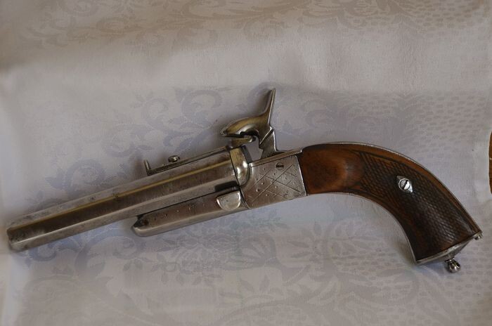 France - 1870 - Splendide pistolet double canon basculant juxtaposé à pans, en table - Tirette de sécurité (rare) - - sureté de percussion coulissante sur les cheminées de broches. - Pistol