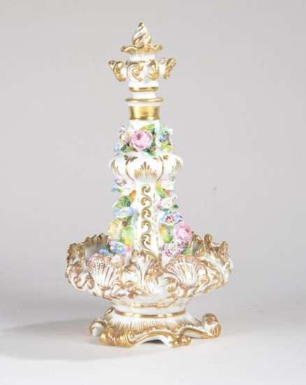 JACOB PETIT, 19th century. Baluster bottle in golden...