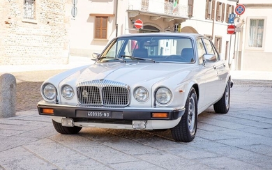 Jaguar - Daimler Double Six 5.3 - 1981