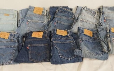 LOT OF 10 PAIRS OF VINTAGE LEVIS JEANS W/ RED TAB