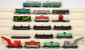 Large group of Marx O gauge trains with scale trucks & plastic automatic couplers