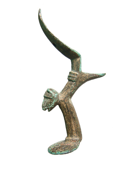 Late Roman/Byzantine bronze leg the form of a lion