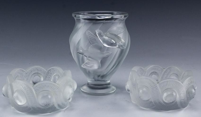 Lot of LALIQUE French Crystal Bows & Dove Vase