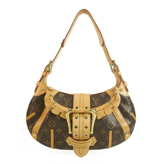 Louis Vuitton - Leonor Shoulder bag