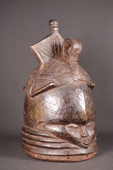 Mask (1) - Wood - Mende - Guinea