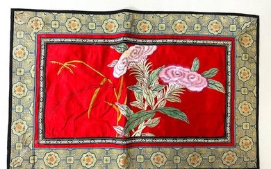 Mid 20th Century Chinese Silk Embriodery Panel