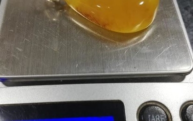Natural amber ring egg yolk colour