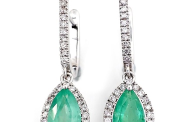 No Reserve Price - 2.67 Carat Natural Emerald and Pink Diamonds - Earrings - 14 kt. White gold