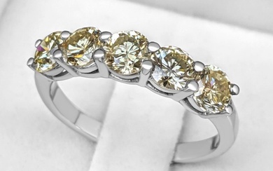 No Reserve Price - Ring - 14 kt. White gold - 2.18 tw. Yellow Diamond (Natural coloured)