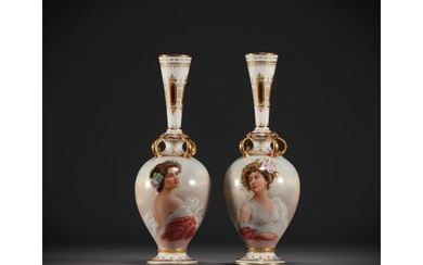 Old Vienna - Pair of porcelain vases decorated with portraits of elegant ladies, late 19th century.