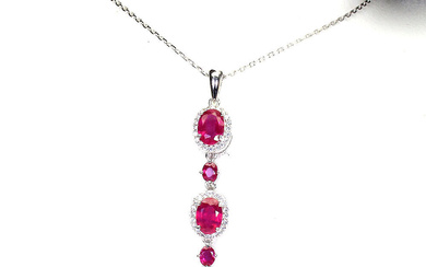 Ruby pendant in rhodium-plated sterling silver