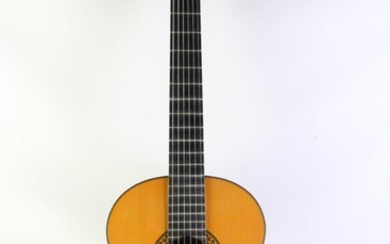 Ryoji Matsuoka M20 Vintage 1972 Accoustic Guitar In Case