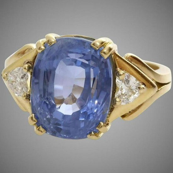 Sapphire Diamond Engagement Ring | 18K Yellow Gold |