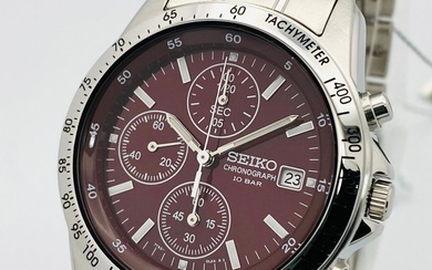 Seiko - Seiko Chronograph Red Dial 100m - No Reserve Price - Men - 2011-present