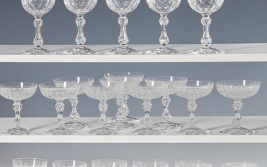 Servizio di bicchieri in cristallo molato,... - Lot 511 - Pierre Bergé & Associés