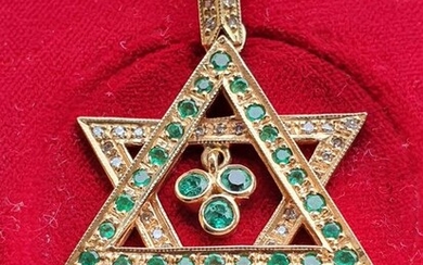 Star of David, Diamonds, Emeralds, - 18K yellow gold - First half 20th century