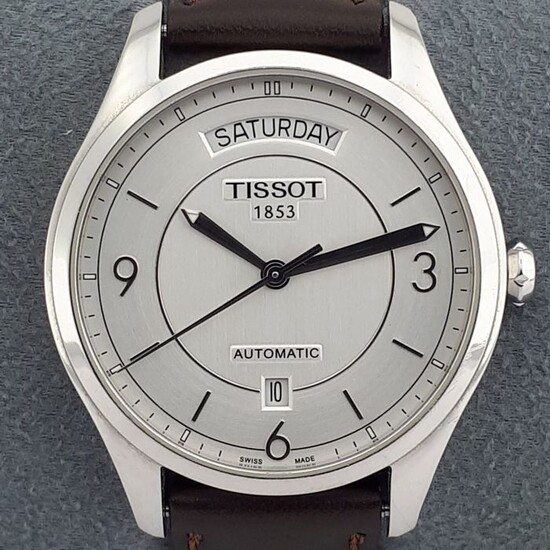 Tissot - T-One Day & Date - T038430 A - Men - 2011-present