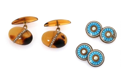 SOLD. Two pair of cuff links comprising one pair set with enamel, mounted in gilded silver and one pair set with tortoise and numerous pearls, mounted in 14k gold.(4) – Bruun Rasmussen Auctioneers of Fine Art