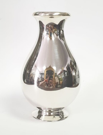 Vase - .833 silver - Europe - Mid 20th century