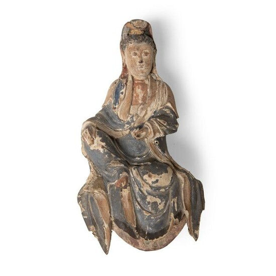 WOODEN SCULPTURE OF WATER-AND-MOON GUANYIN QING