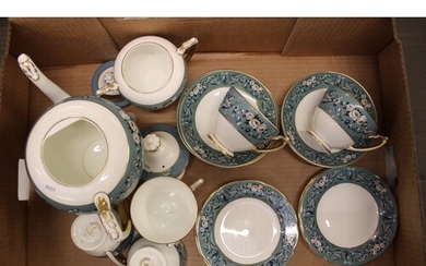 Wedgwood Ralph Lauren Annalia Tea ware items to include Larg...