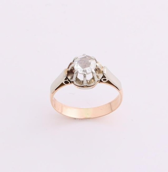 Yellow gold solitaire ring, 585/000, with diamond. Ring