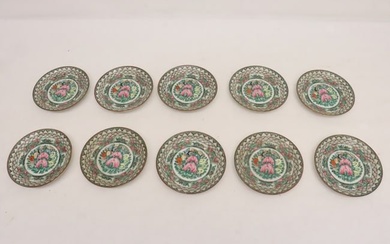 10 Chinese vintage famille rose small dishes