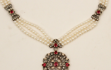 18K GOLD PEARL AND RUBY NECKLACE