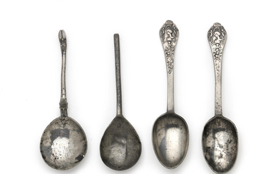 A late 16th/early 17th century pewter slip top spoon, English, circa 1550-1650
