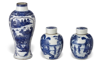 THREE BLUE AND WHITE VESSELS, 18TH-19TH CENTURY