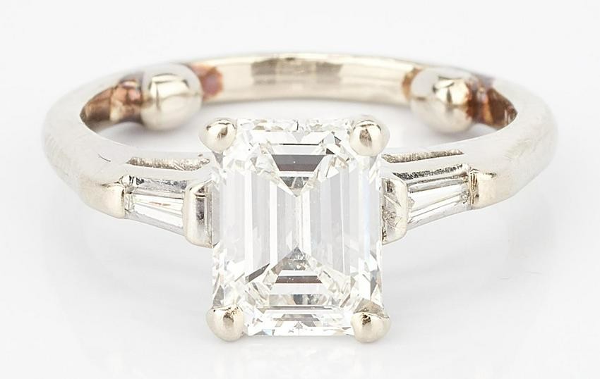 14K 1 Carat Emerald Cut Diamond Engagement Ring