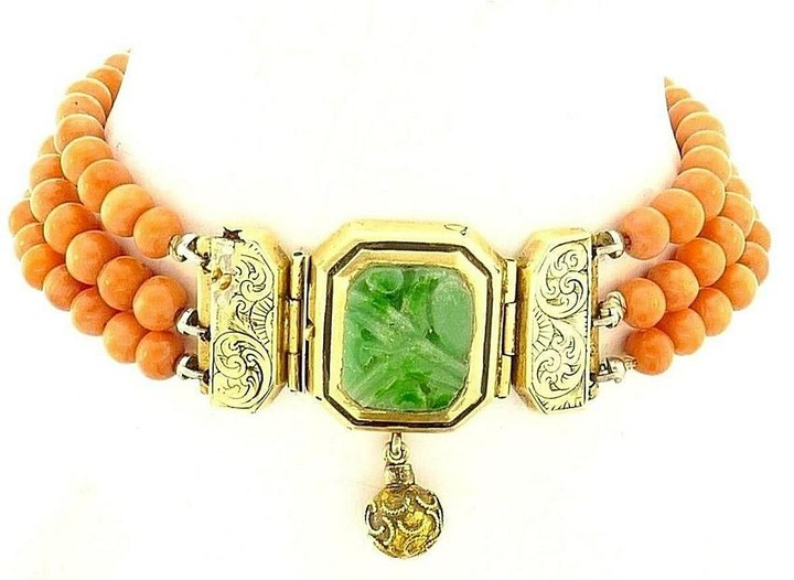 14k Yellow Gold Carved Jade Coral Beads Bracelet