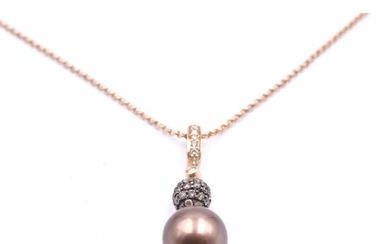 14k Yellow Gold Rolo Chain, Chocolate Pearl, White