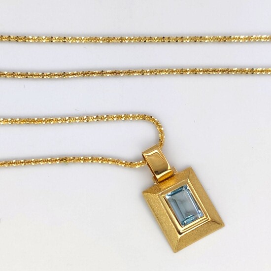 18 kt.Yellow gold - Necklace with pendant - 7.00 ct Top