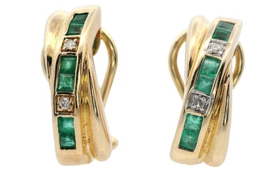 18kt Gold Earrings with Diamonds and Emeralds