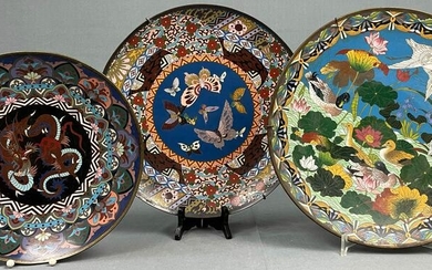 3 cloisonné plates. Probably Japan, China old. Up