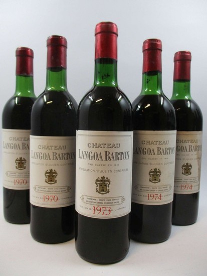 5 bouteilles 2 bts : CHÂTEAU LANGOA BARTON 1974 3è GC Saint Julien (haute épaule, 2 étiquettes abimées, capsules léger abimées)