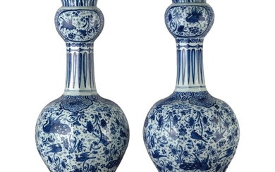 A PAIR OF DUTCH DELFT BLUE AND WHITE LARGE VASES, CIRCA 1700
