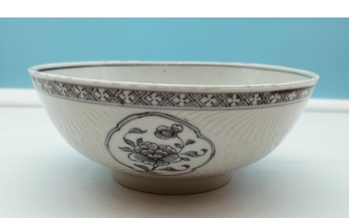 (58) - Chinese 18th Century Kangxi Period Blue and White Bow...