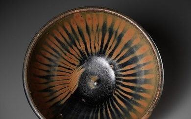 A CIZHOU BLACK GLAZED AND RUSSET STREAKED BOWL, SONG TO YUAN DYNASTY