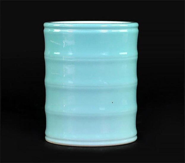 A Chinese Porcelain Brush Pot.