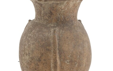 A EARTHENWARE VASE. CONTINENTAL ASIA 2ND CENTURY B.C. - 2ND CENTURY A.C.