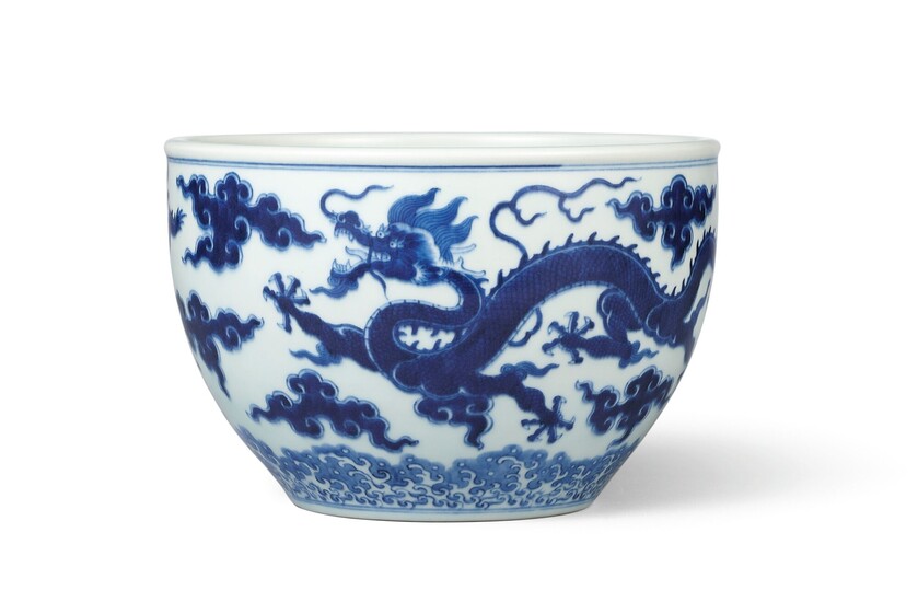 A FINE BLUE AND WHITE 'DRAGON' JARDINIÈRE SEAL MARK AND PERIOD OF QIANLONG